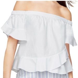 BGBG MaxAzria Trixie Off the
Shoulder white Top